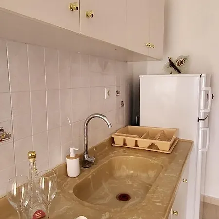 Apartman Paralia Dionisiou *