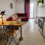 Apartment Apartman Paralia Dionisiou *